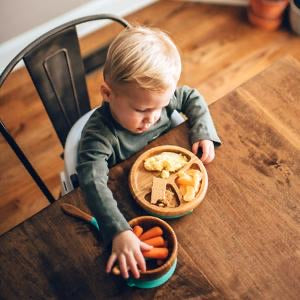 Avanchy Bamboo Suction Plate + Spoon